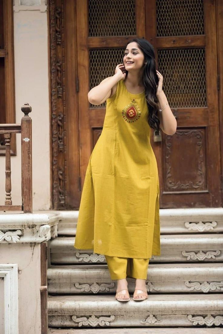 Minimal Ethnic Straight Cut Kurti Set (DW)