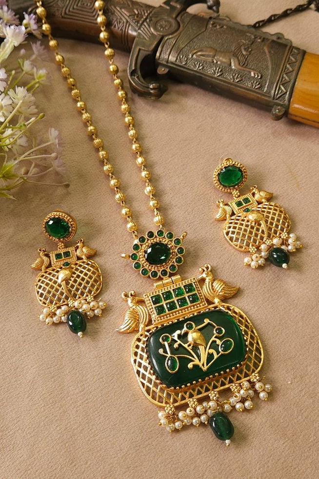 Royal Gold-Plated Traditional Necklace Set